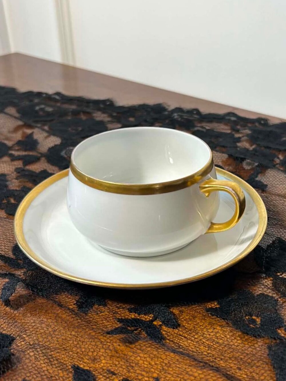 Paul Müller Selb Bavaria gold band porcelain teacup and saucer set